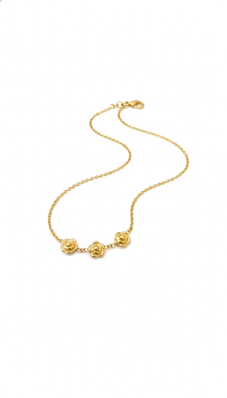 Triple Rose Minimal Necklace