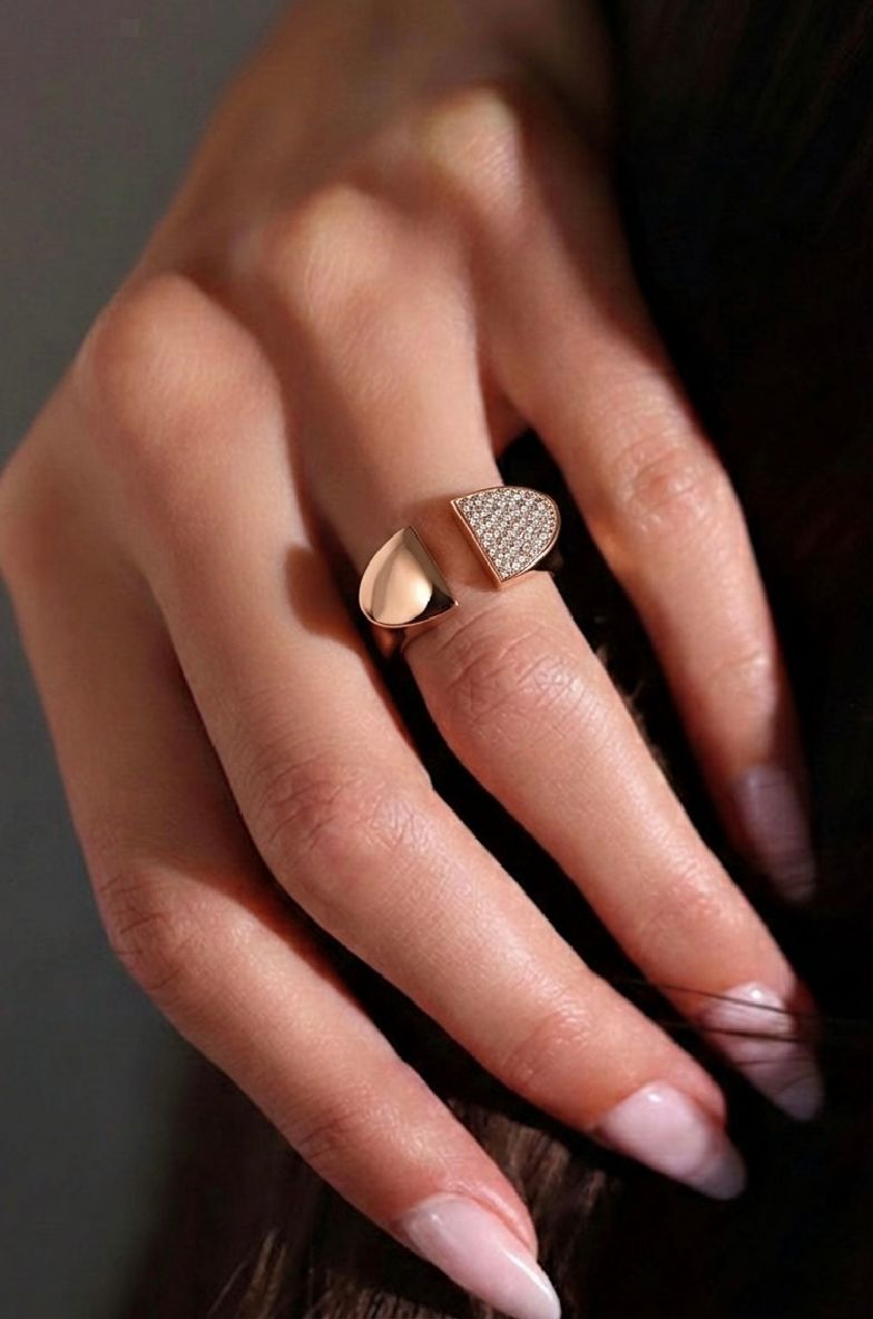 Elara Dual Ring