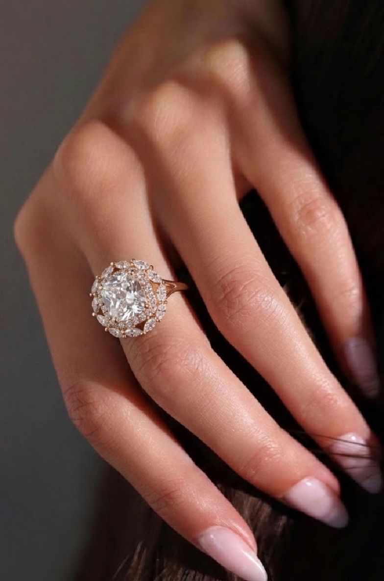 Celeste Halo Ring
